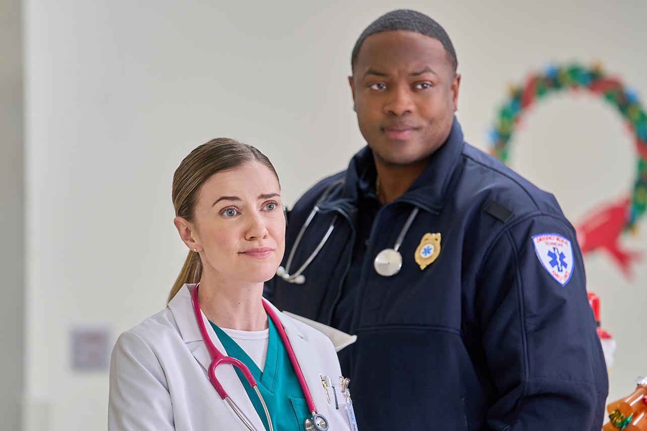 Christmas On Call's Sara Canning, Ser'Darius Blain