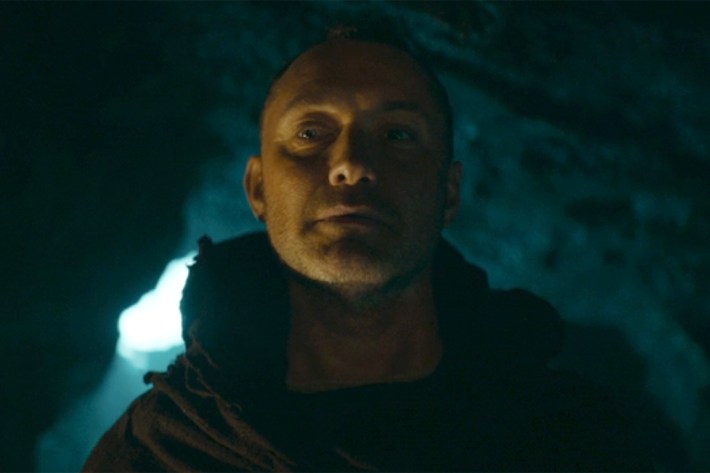 Jude Law in Skeleton Crew