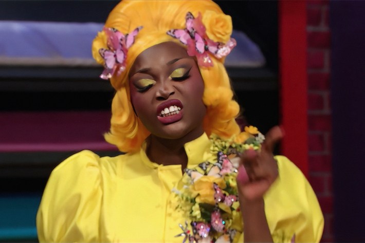 Makayla in Untucked