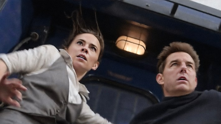 Hayley Atwell, Tom Cruise