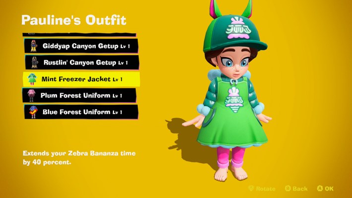 DK Pauline's outfit