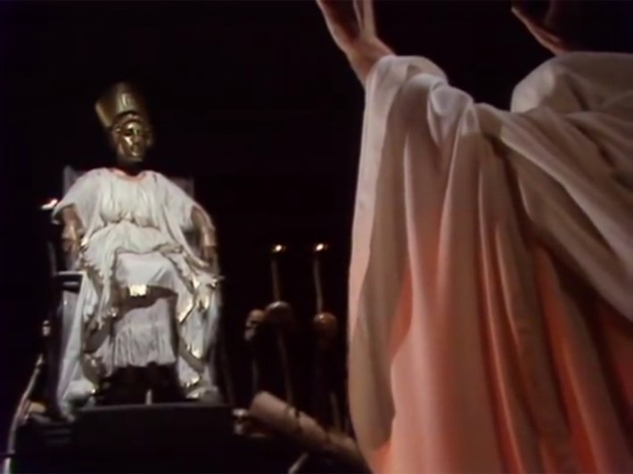 Claudius visiting Sibyl