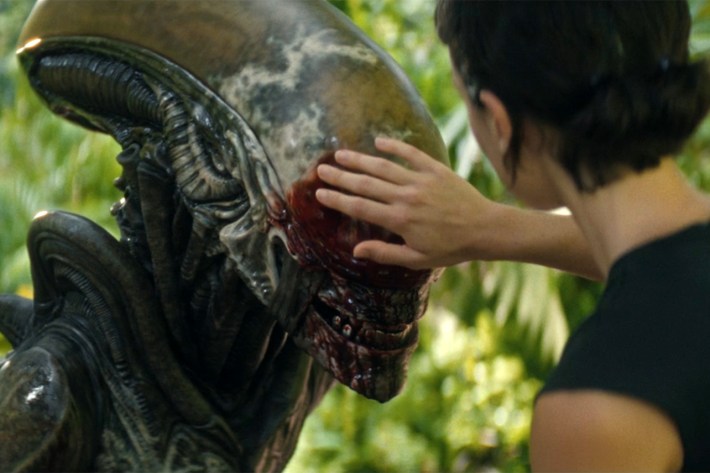 Wendy petting Xenomorph
