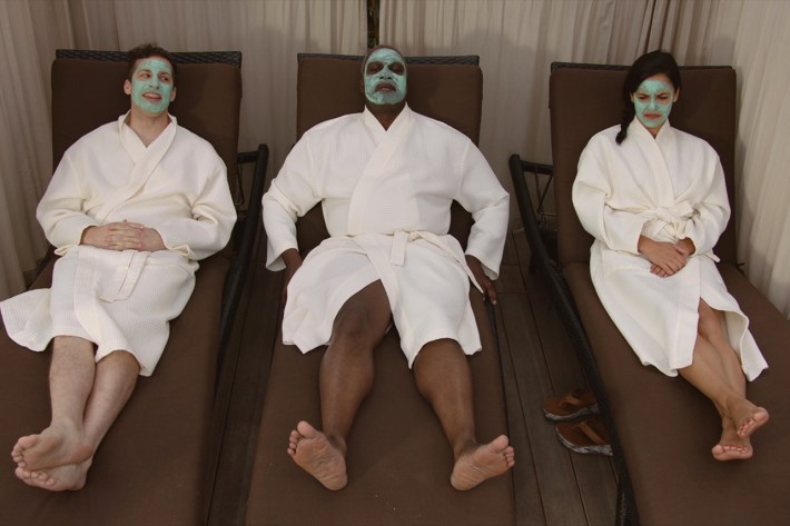 Peralta, Holt, Amy in spa