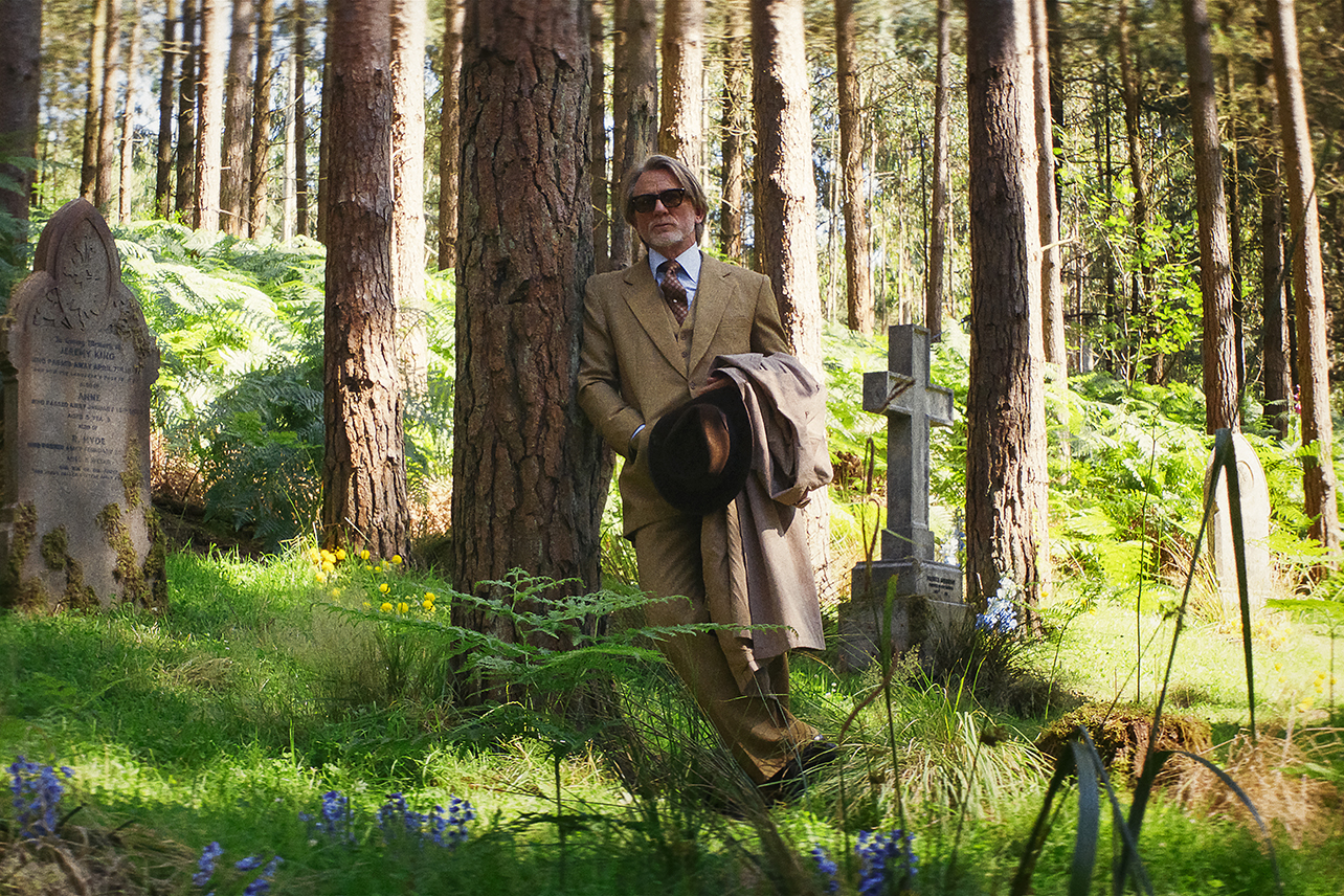 Daniel Craig in woods