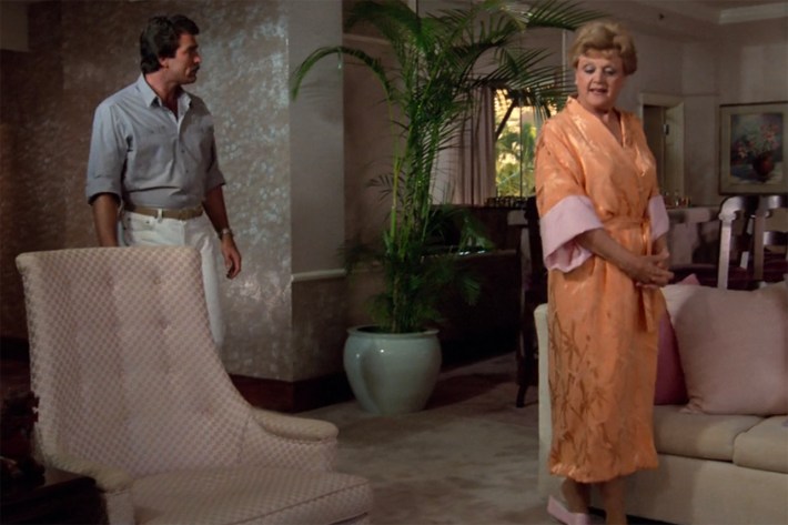 Magnum encountering Jessica in bath robe