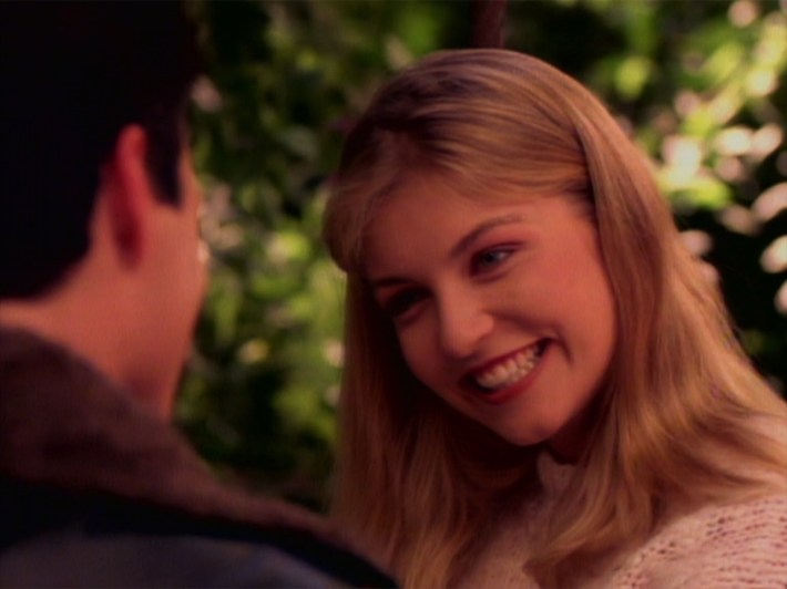 Laura Palmer smiling