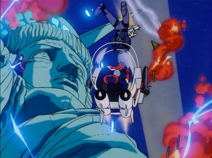 Snake Eyes flipping into Trubble Bubble in front of Statue of Liberty