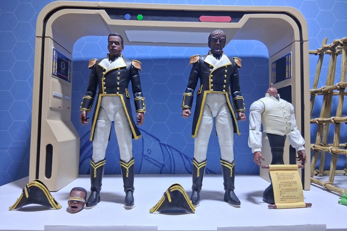 Nacelle Geordi and Worf in uniforms