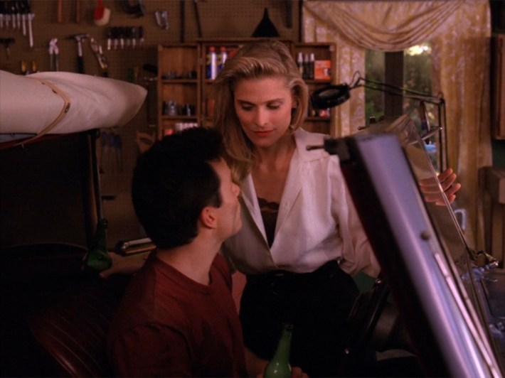 Evelyn hitting on man