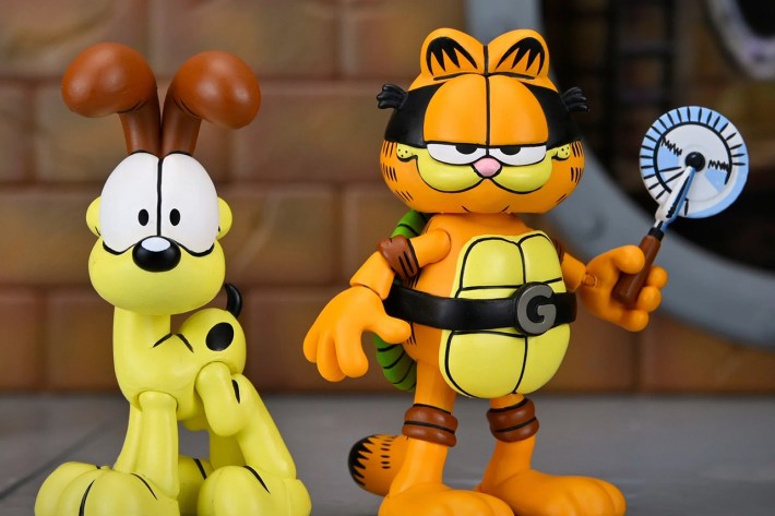 Garfello and Odie