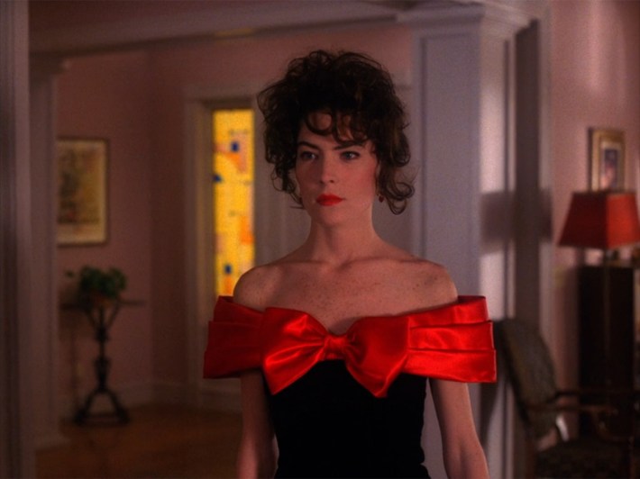 Donna in dress