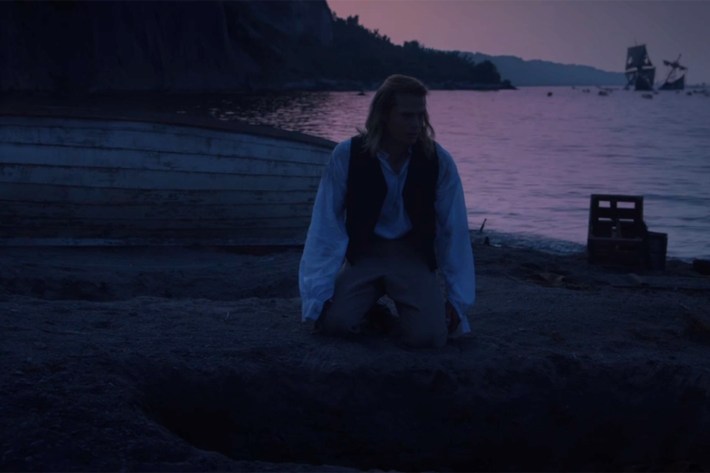 Lestat at lighthouse