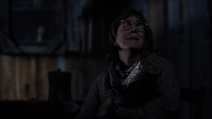 Log Lady looking up