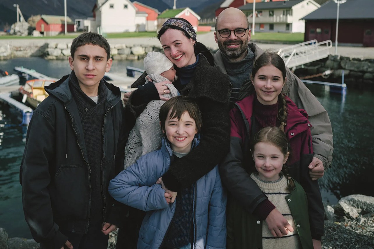 Fjord cast